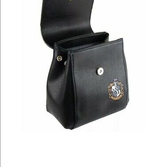 Harry Potter Hufflepuff Mini Backpack - Picture 3 of 5